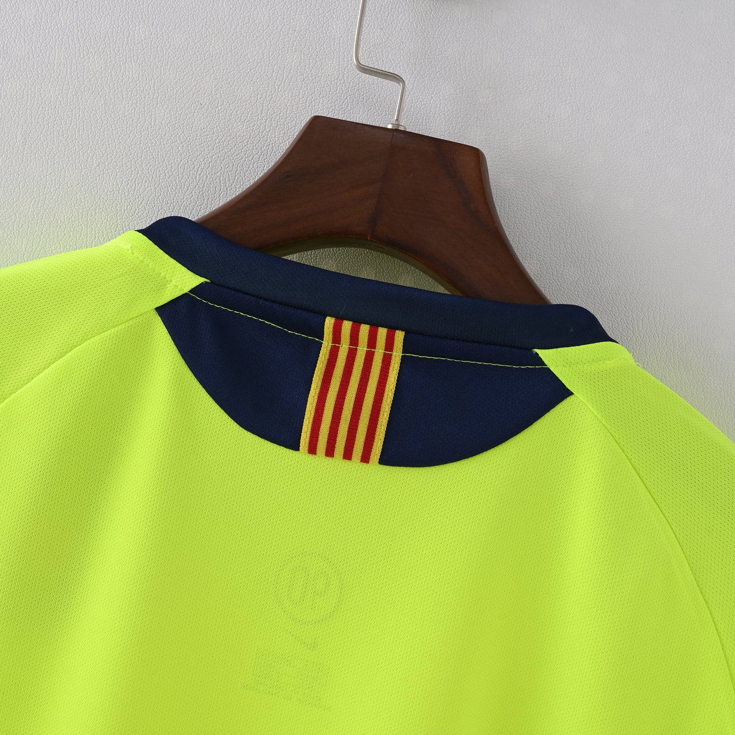 Retro Barcelona Third Jersey 2005/06