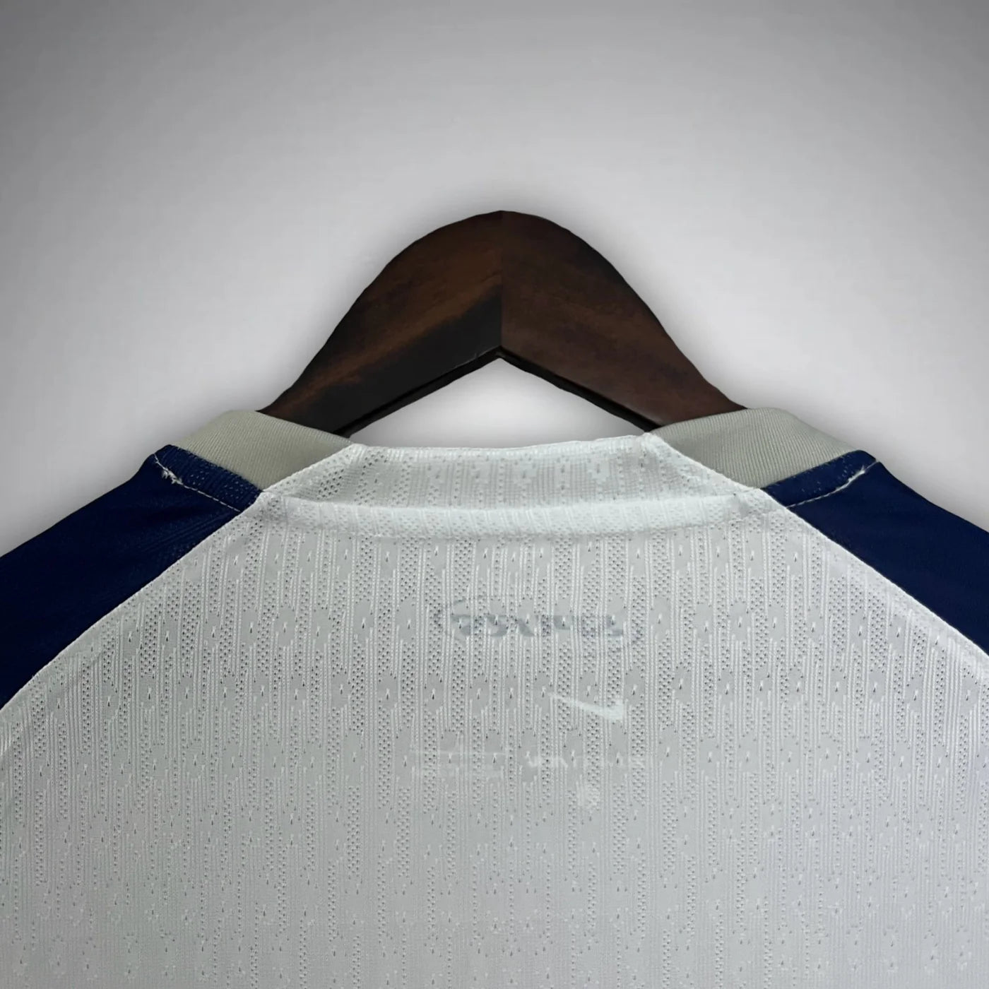 25/26 Tottenham Home Kit