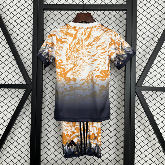 Real Madrid 'Naranja' Premium Kids Set