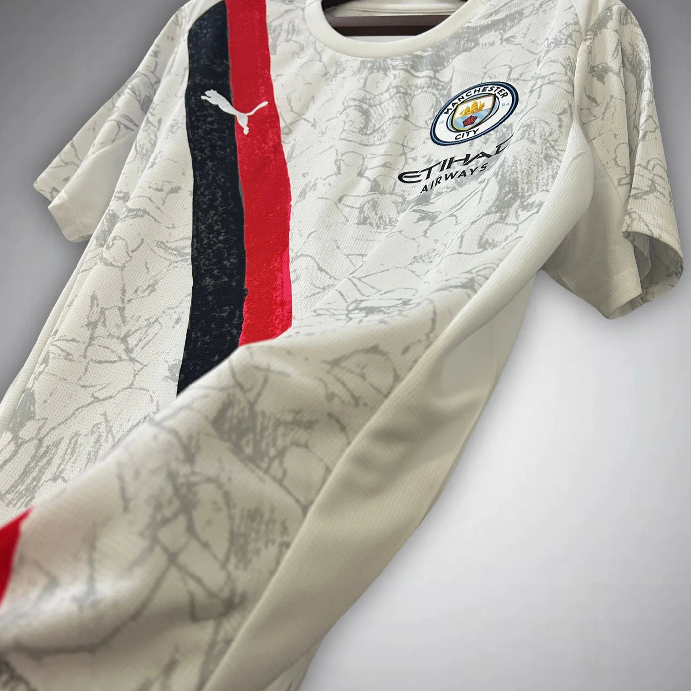 25/26 Manchester City Away Kit