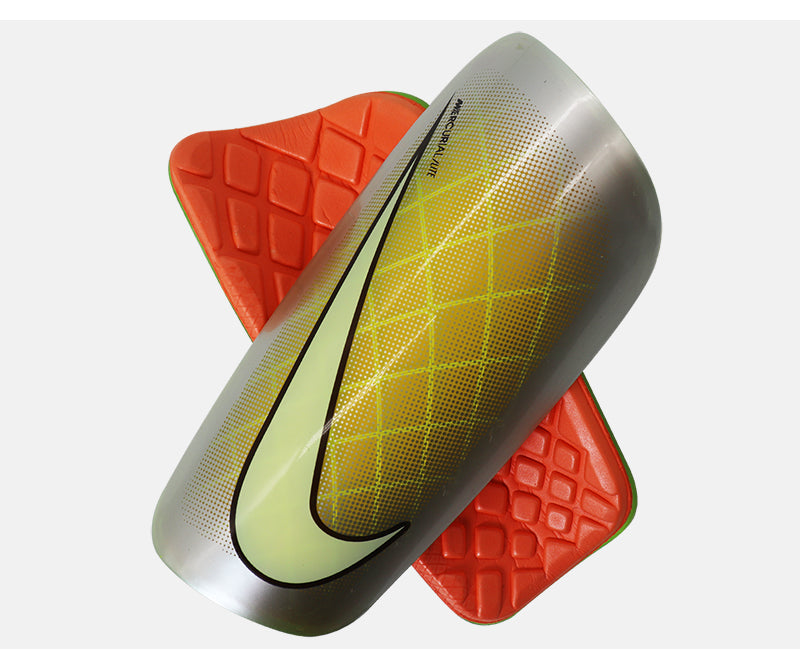 NikE Shin Pads