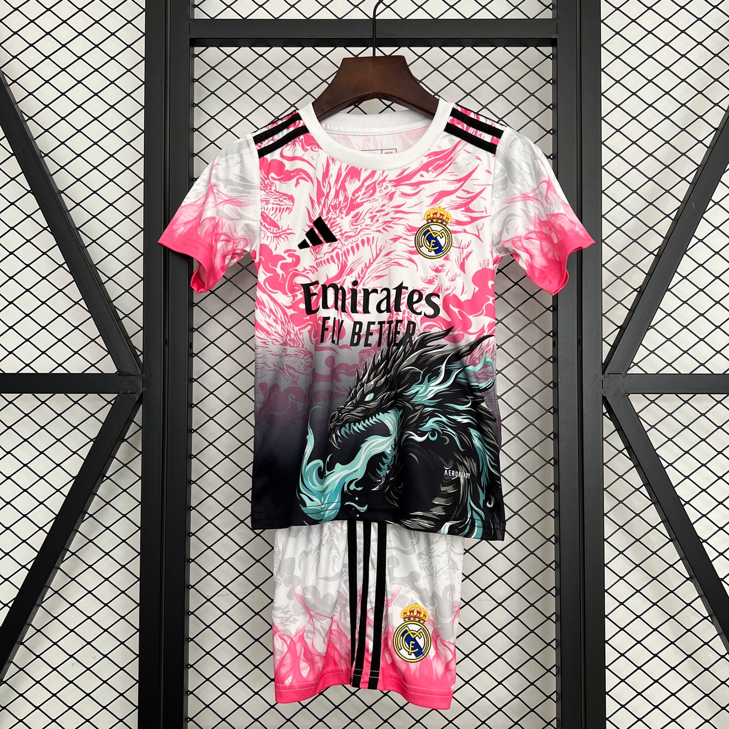 Real Madrid 'Rosada' Premium Kids Set