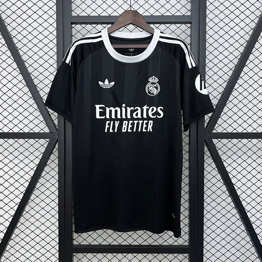 Real Madrid 25/26 Goalkeeper Away Jersey
