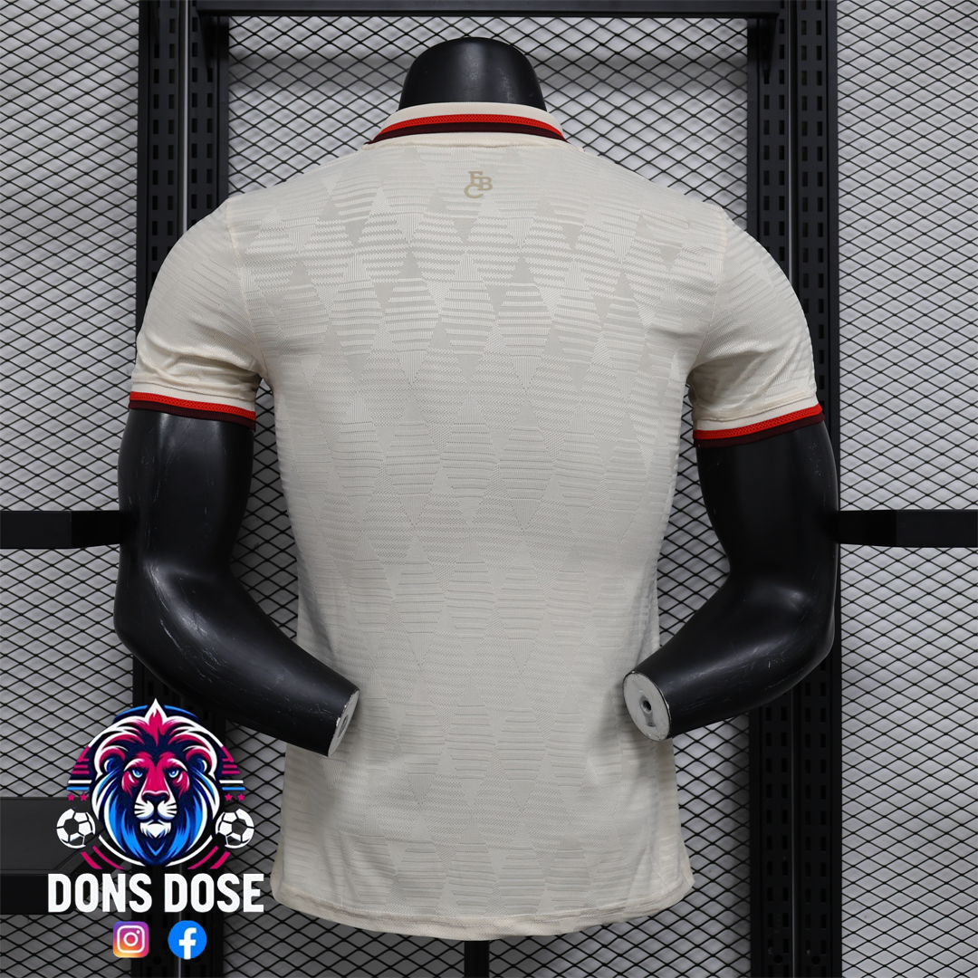 Camiseta de fútbol de visitante del Bayern Munich 24/25