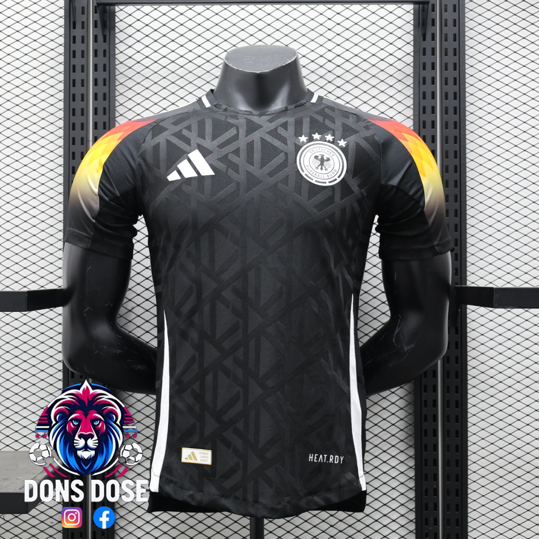 Camiseta de fútbol local de Alemania 2024, color negro