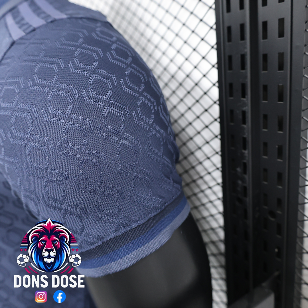 24/25 Juventus Away Player Jersey