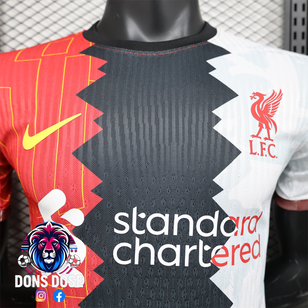 Camiseta de fútbol de edición especial del Liverpool Trio