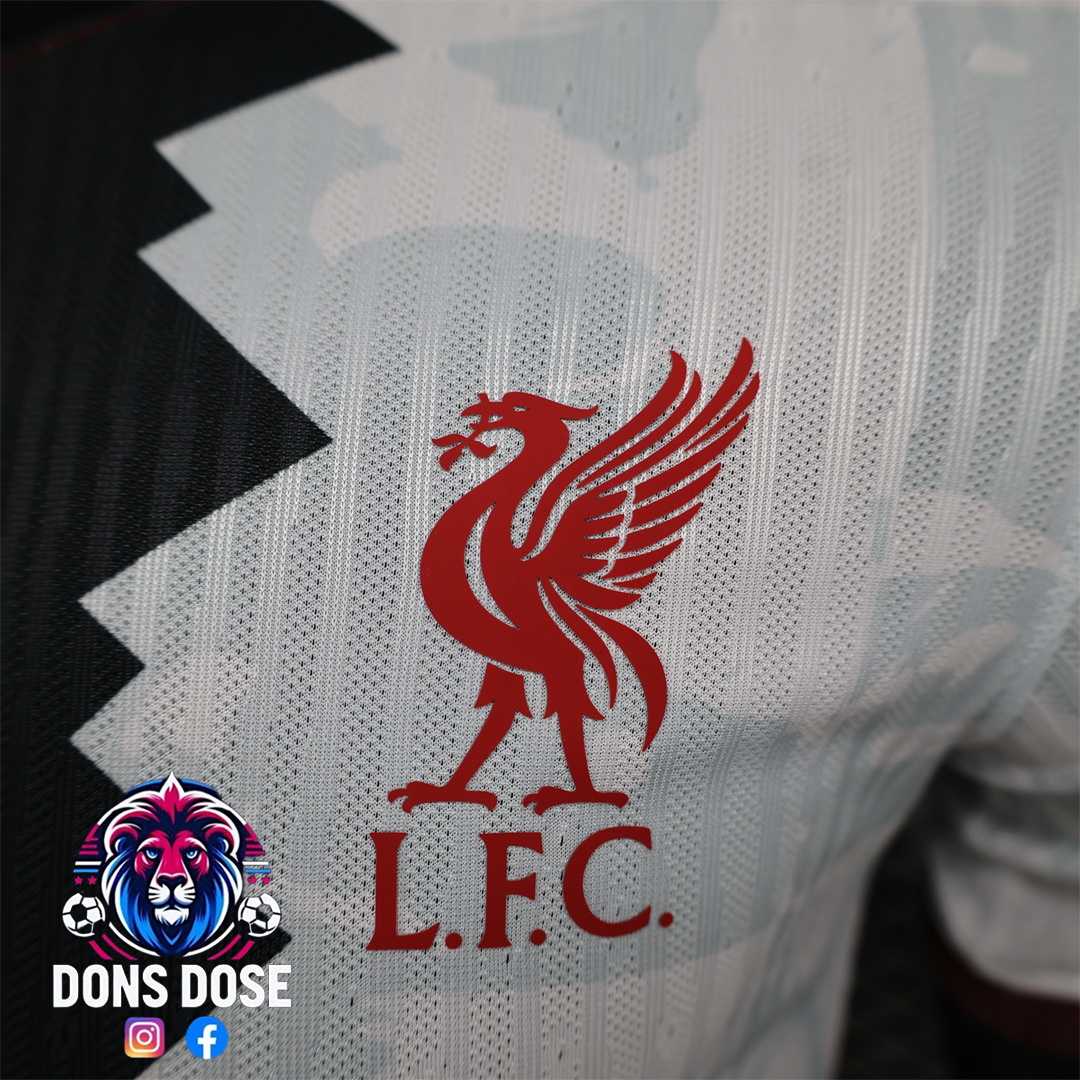 Camiseta de fútbol de edición especial del Liverpool Trio