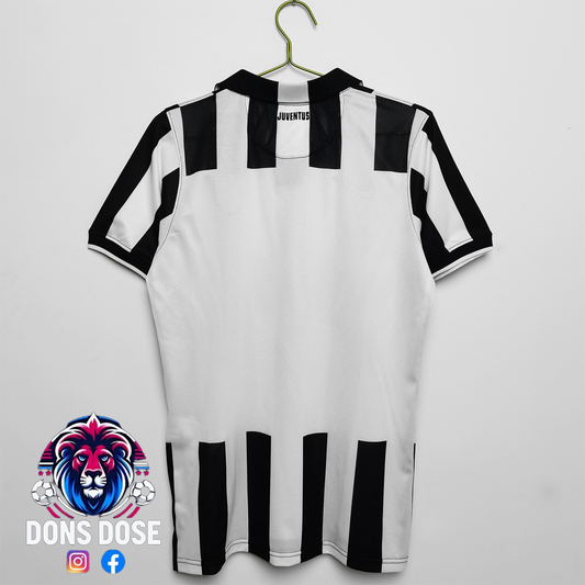 Retro Juventus FC 14/15 Home Jersey