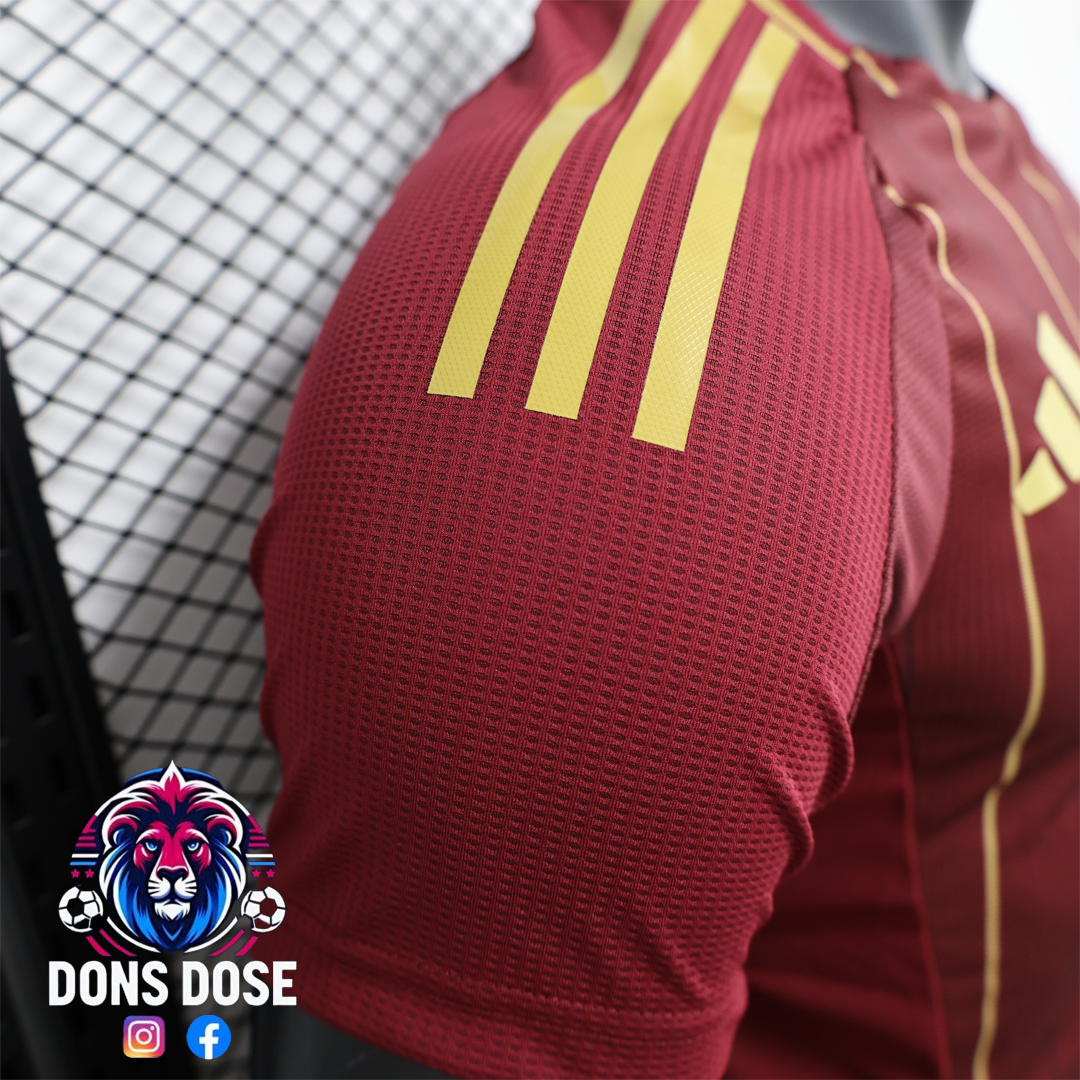 Camiseta de fútbol local de la AS Roma 24/25