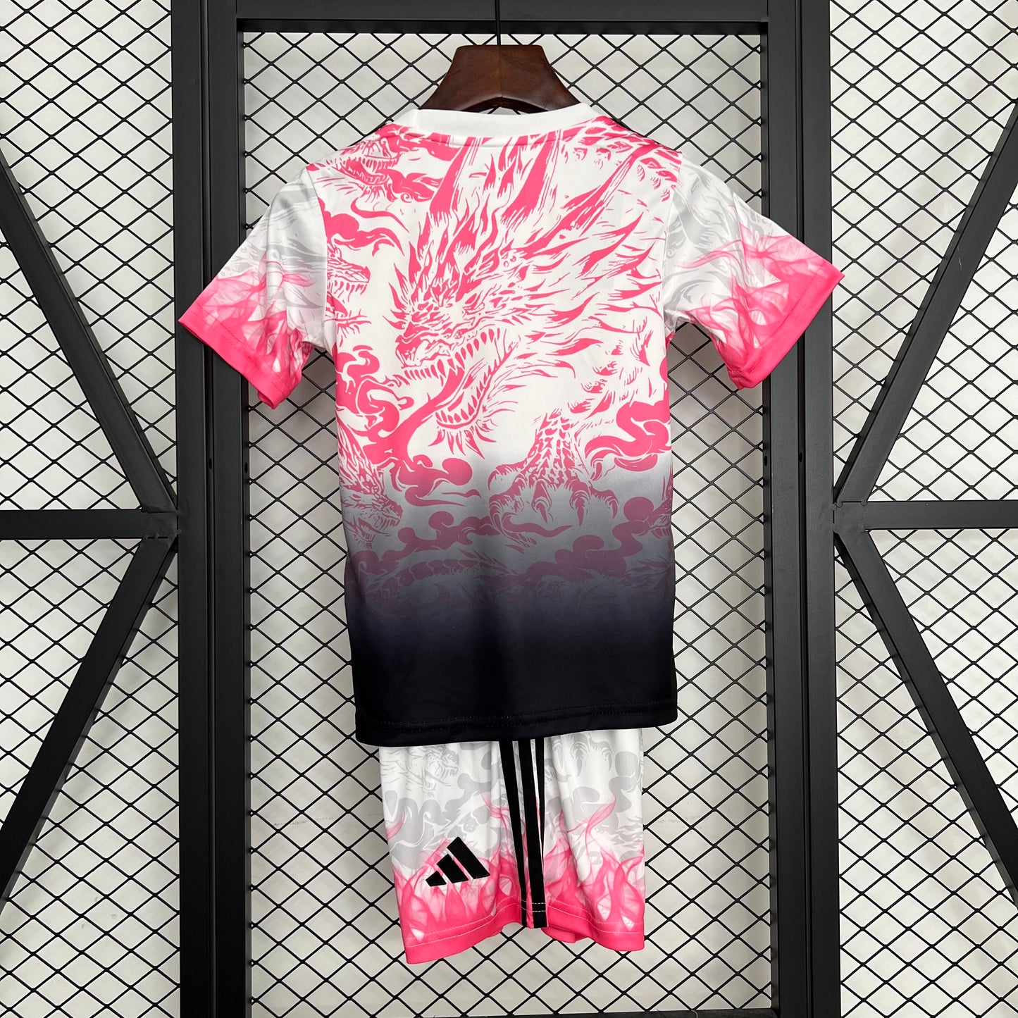Real Madrid 'Rosada' Premium Kids Set