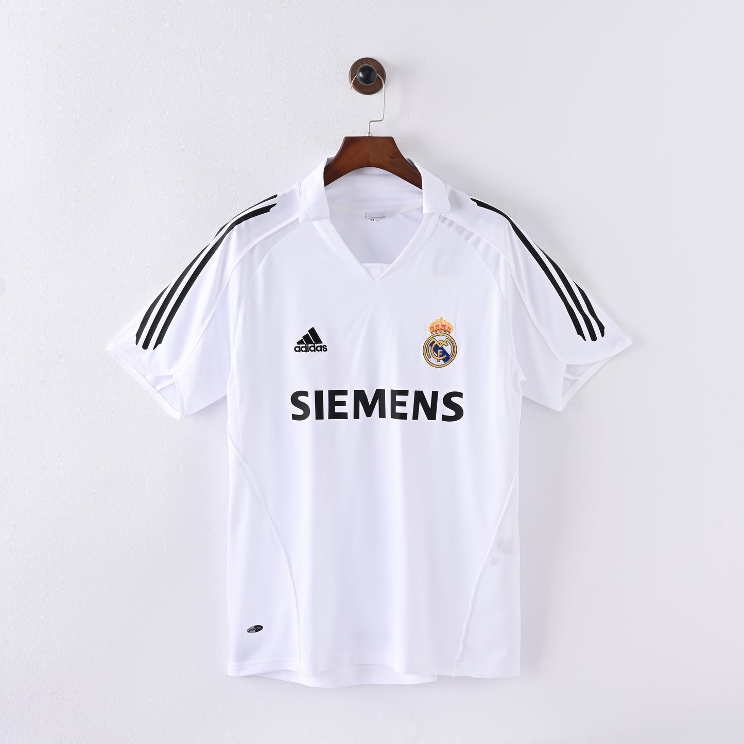 Retro Real Madrid Home Jersey 2005-06