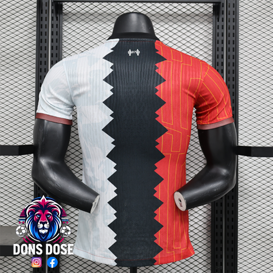 Camiseta de fútbol de edición especial del Liverpool Trio