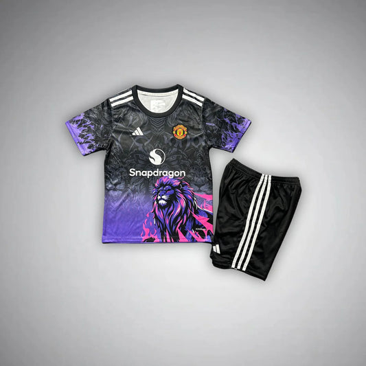 Manchester United "Force of Nature" Premium Kids Size Kit