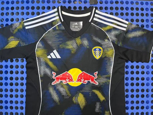 Leeds United 25/26 Third Jersey