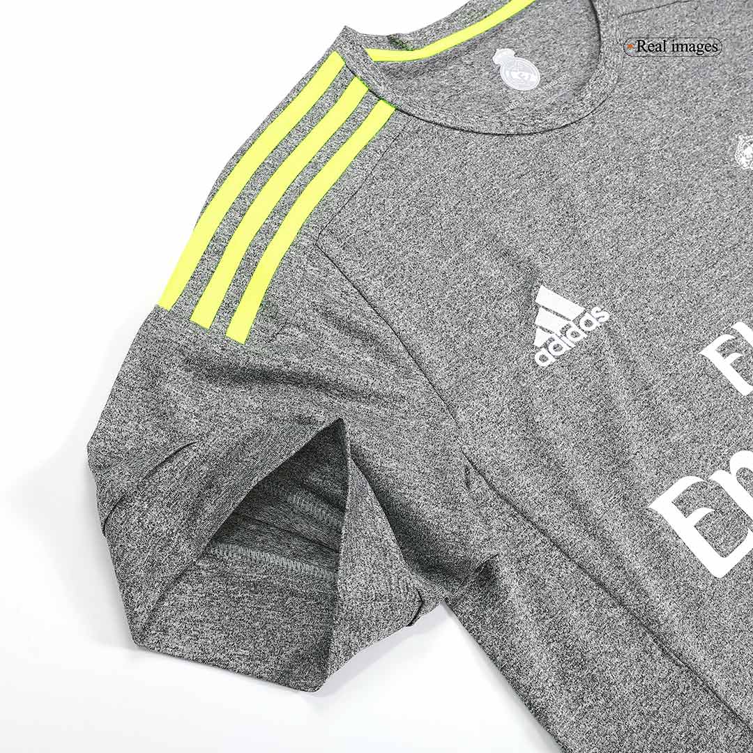 Real Madrid Retro Away Jersey 2015/16