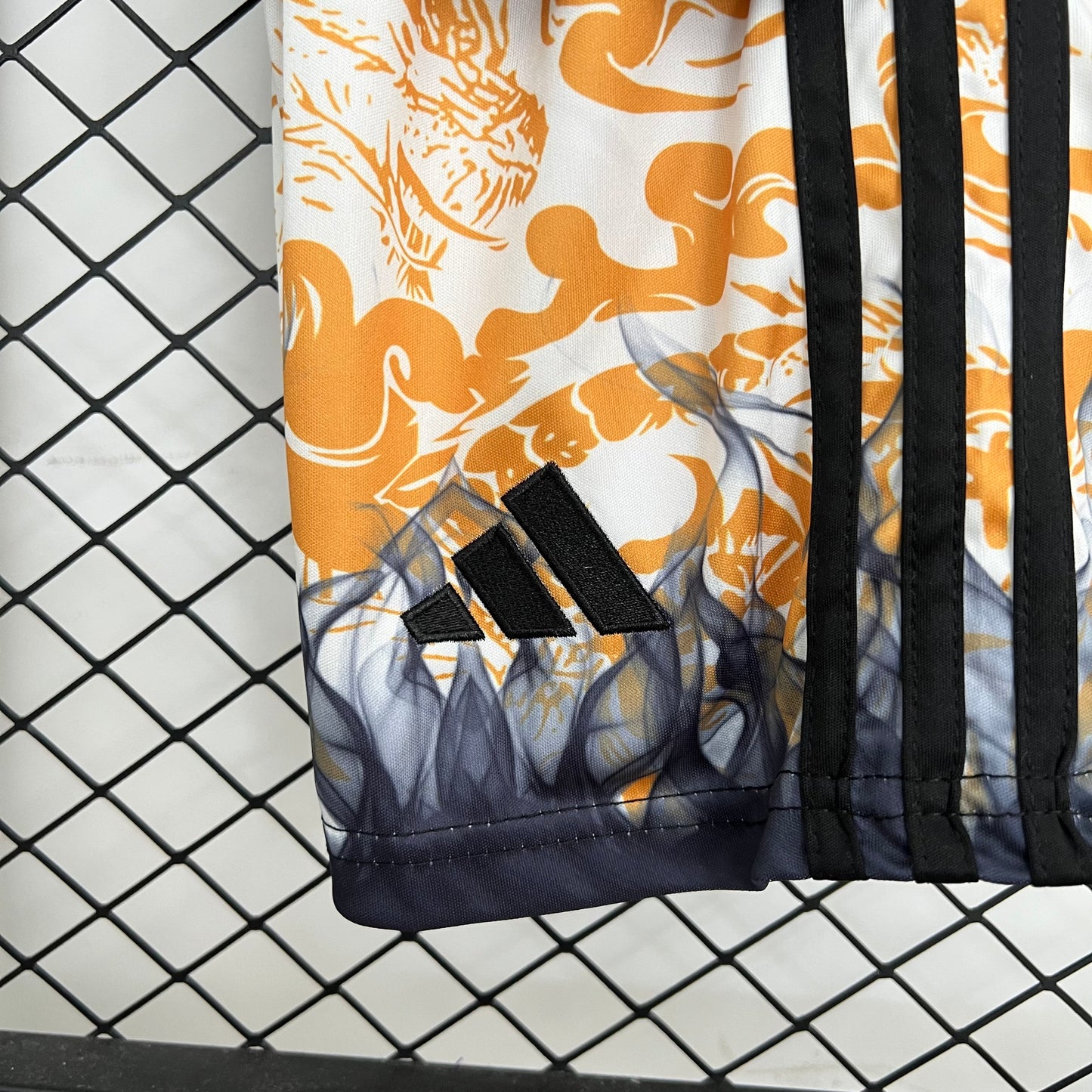 Real Madrid 'Naranja' Premium Kids Set