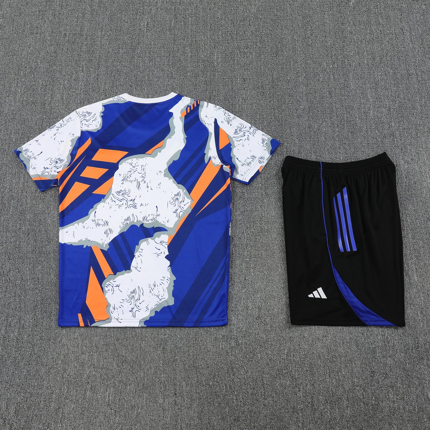 Real Madrid 25/26 Training Set 8