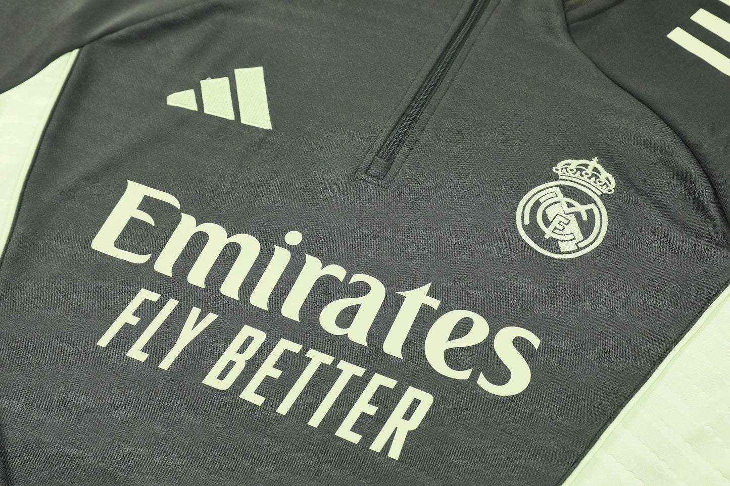 Real Madrid 25/26 Training Tracksuit Set 2