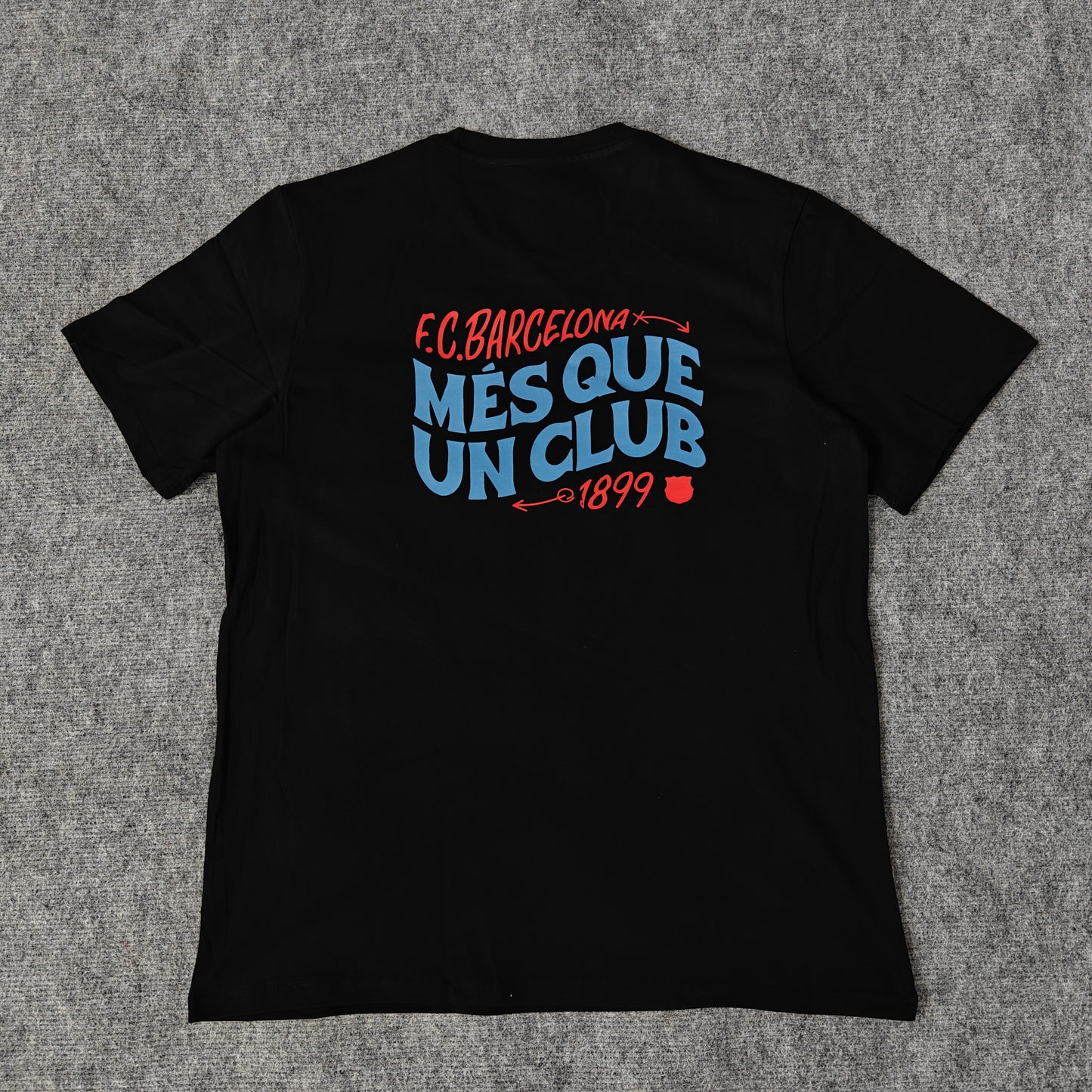 Men's FC Barcelona "MES QUE UN CLUB" T-Shirt