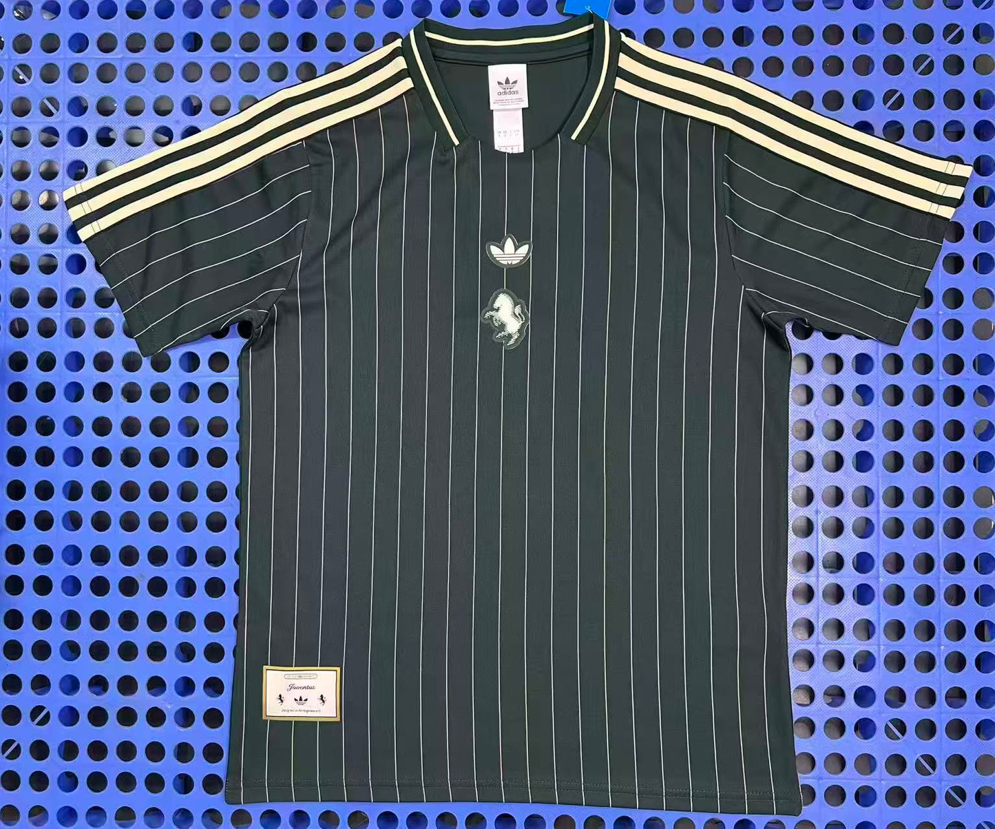 Juventus Trefoil T-Shirt 25/26 Jersey