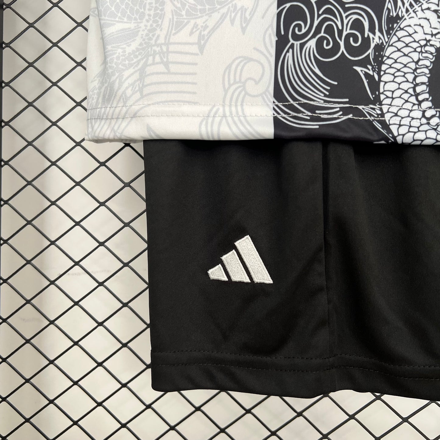 Real Madrid Black/White Premium Kids Set