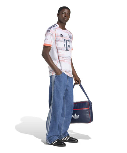 FC Bayern Munich 2025/26 Away Jersey