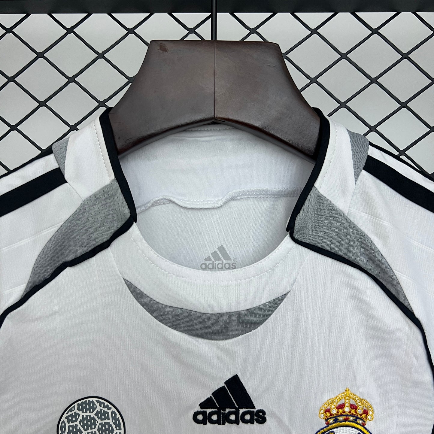 Retro Real Madrid 06/07 Home Premium Kids Set
